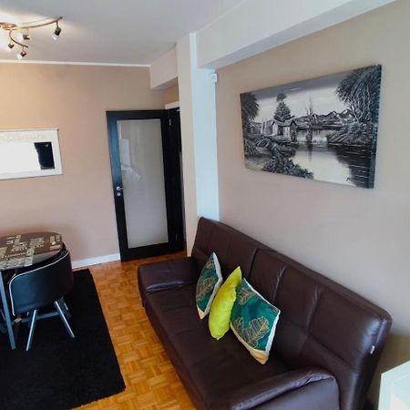 Guesthouse Metro Station Матосиньос Екстериор снимка